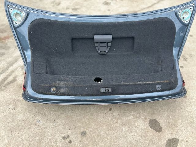 bontott VW PASSAT B7 Csomagtérajtó (Üres lemez)