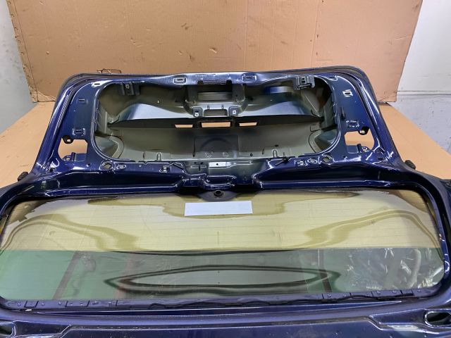 bontott VW PASSAT B7 Csomagtérajtó (Üres lemez)