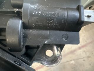 bontott VW PASSAT B7 Csomagtérajtó Zárszerkezet