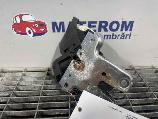 bontott VW PASSAT B7 Csomagtérajtó Zárszerkezet