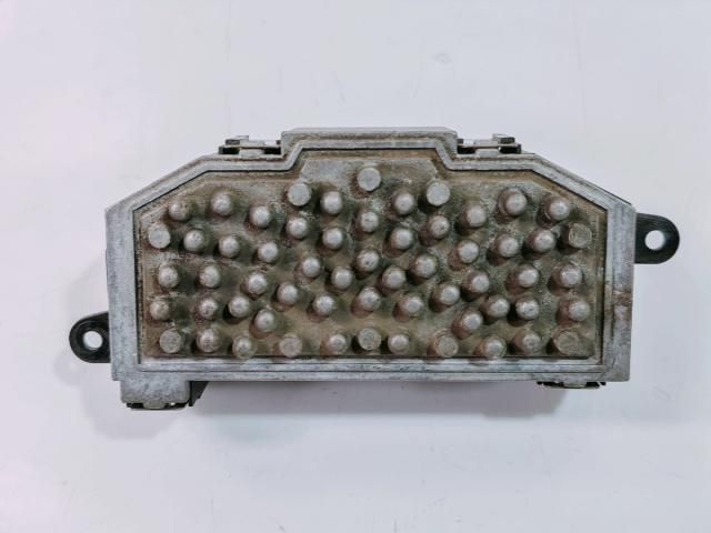 bontott VW PASSAT B7 Előtét Ellenállás Fűtőmotor