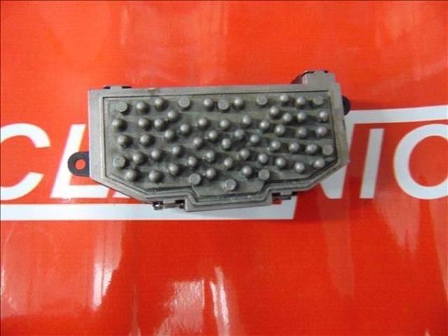 bontott VW PASSAT B7 Előtét Ellenállás Fűtőmotor