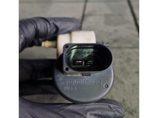 bontott VW PASSAT B7 Első Ablakmosó Szivattyú