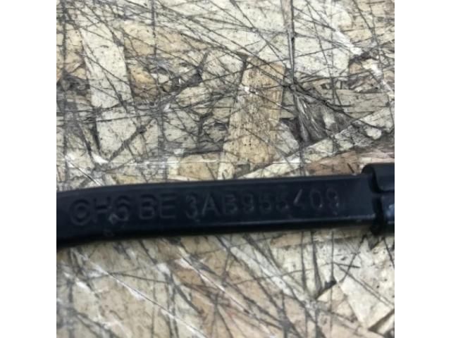 bontott VW PASSAT B7 Első Ablaktörlő Kar