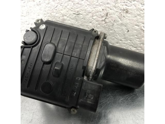 bontott VW PASSAT B7 Első Ablaktörlő Motor