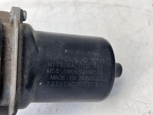 bontott VW PASSAT B7 Első Ablaktörlő Motor