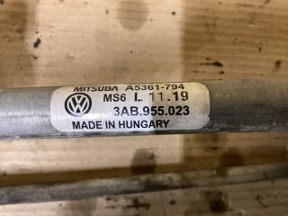 bontott VW PASSAT B7 Első Ablaktörlő Szerkezet Motorral
