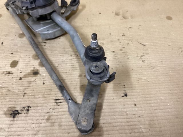 bontott VW PASSAT B7 Első Ablaktörlő Szerkezet Motorral