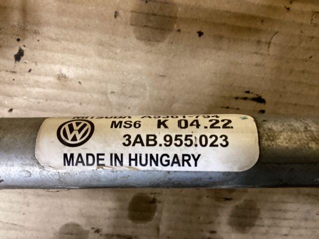 bontott VW PASSAT B7 Első Ablaktörlő Szerkezet Motorral