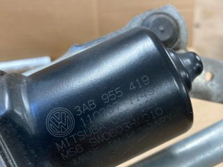 bontott VW PASSAT B7 Első Ablaktörlő Szerkezet Motorral