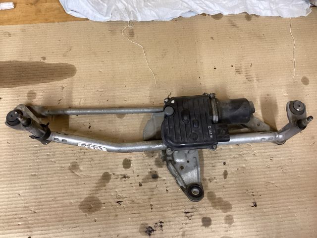 bontott VW PASSAT B7 Első Ablaktörlő Szerkezet Motorral