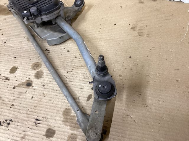 bontott VW PASSAT B7 Első Ablaktörlő Szerkezet Motorral