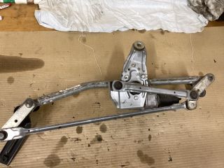 bontott VW PASSAT B7 Első Ablaktörlő Szerkezet Motorral