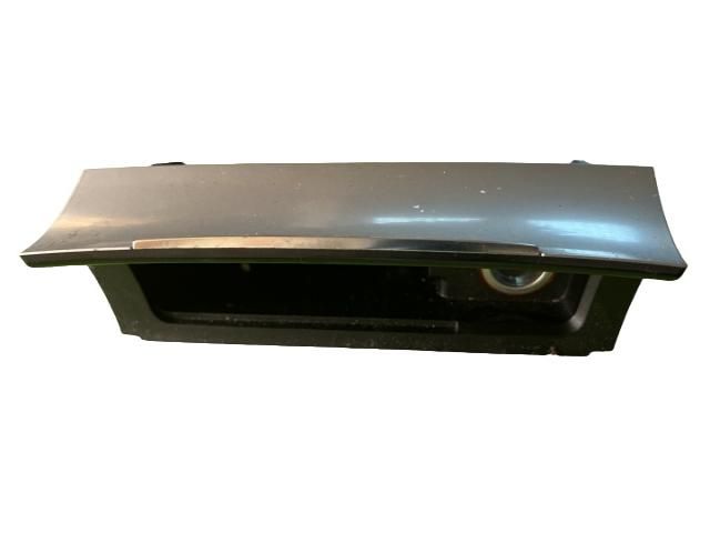 bontott VW PASSAT B7 Első Hamutartó