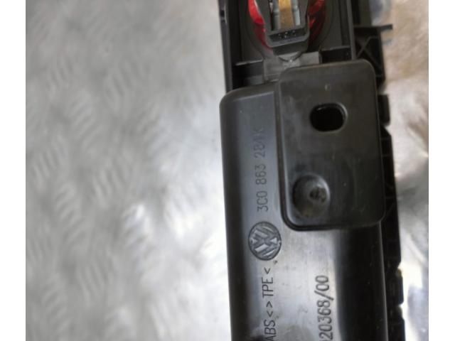 bontott VW PASSAT B7 Első Hamutartó