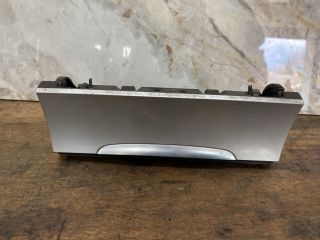 bontott VW PASSAT B7 Első Hamutartó