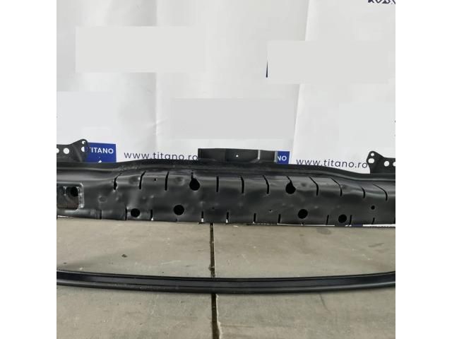 bontott VW PASSAT B7 Első Lökhárító Merevítő (Fém)