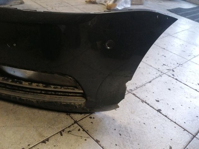 bontott VW PASSAT B7 Első Lökhárító (Részeivel)