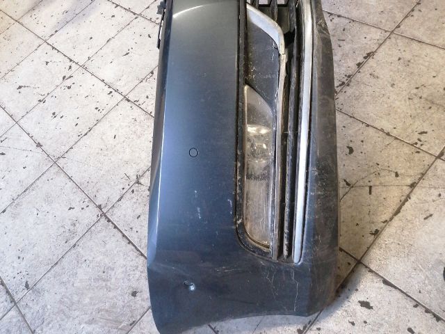 bontott VW PASSAT B7 Első Lökhárító (Részeivel)