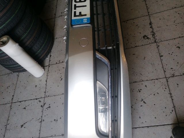 bontott VW PASSAT B7 Első Lökhárító (Részeivel)