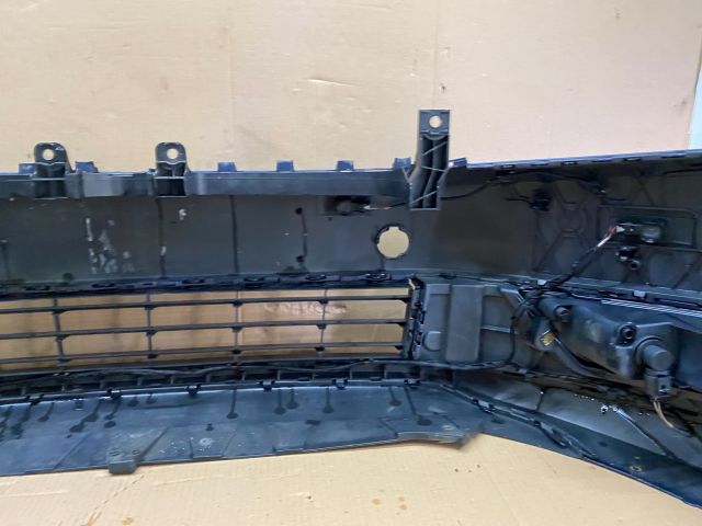 bontott VW PASSAT B7 Első Lökhárító (Részeivel)