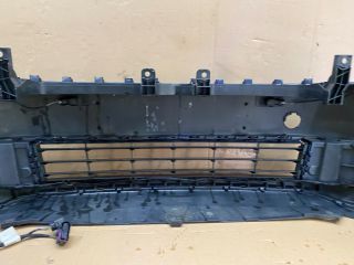 bontott VW PASSAT B7 Első Lökhárító (Részeivel)