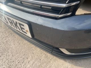 bontott VW PASSAT B7 Első Lökhárító (Részeivel)