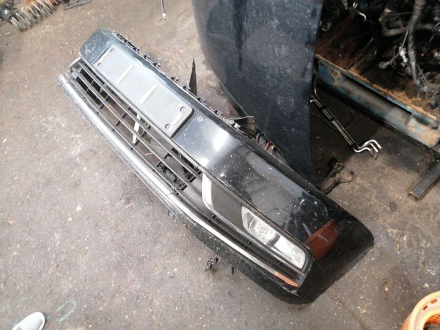 bontott VW PASSAT B7 Első Lökhárító (Részeivel)