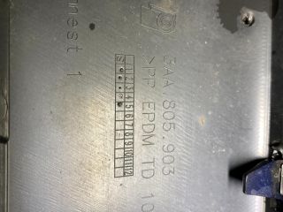 bontott VW PASSAT B7 Első Lökhárító (Részeivel)