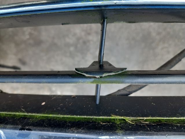 bontott VW PASSAT B7 Első Lökhárító (Részeivel)