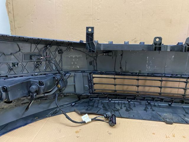 bontott VW PASSAT B7 Első Lökhárító (Részeivel)