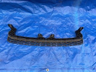 bontott VW PASSAT B7 Első Lökhárító Tartó Felső