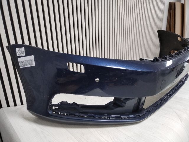 bontott VW PASSAT B7 Első Lökhárító (Üresen)