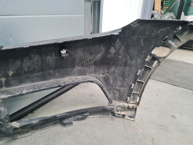 bontott VW PASSAT B7 Első Lökhárító (Üresen)