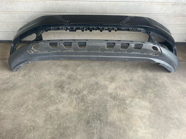 bontott VW PASSAT B7 Első Lökhárító (Üresen)