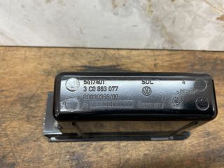 bontott VW PASSAT B7 Első Tároló Rekesz