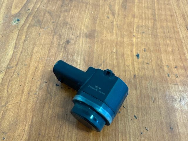 bontott VW PASSAT B7 Első Tolatóradar Fej