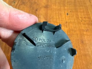 bontott VW PASSAT B7 Első Vonószem Burkolat