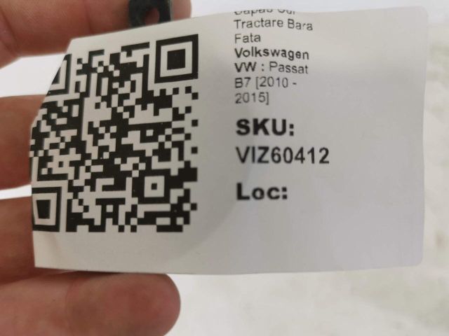 bontott VW PASSAT B7 Első Vonószem Burkolat