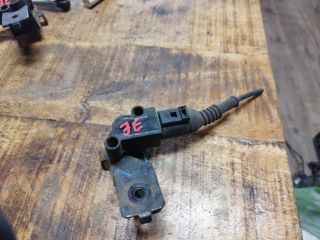 bontott VW PASSAT B7 Első Xenon Szintszabályzó Jeladó