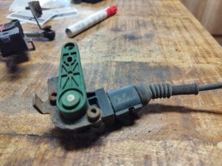 bontott VW PASSAT B7 Első Xenon Szintszabályzó Jeladó