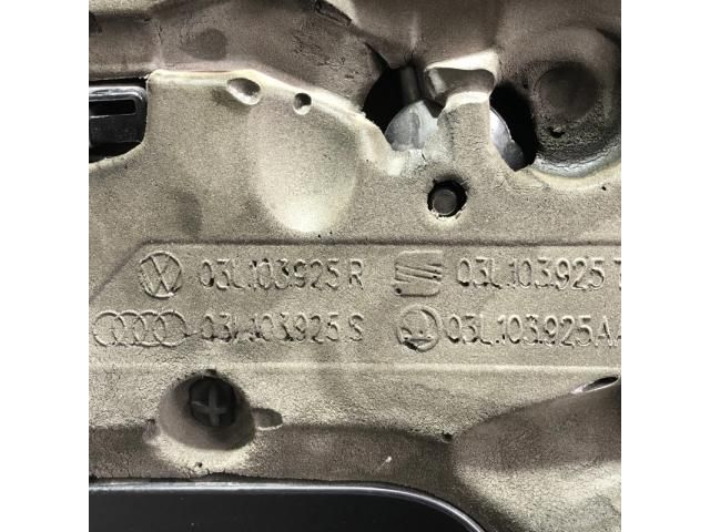 bontott VW PASSAT B7 Felső Hűtőburkolat