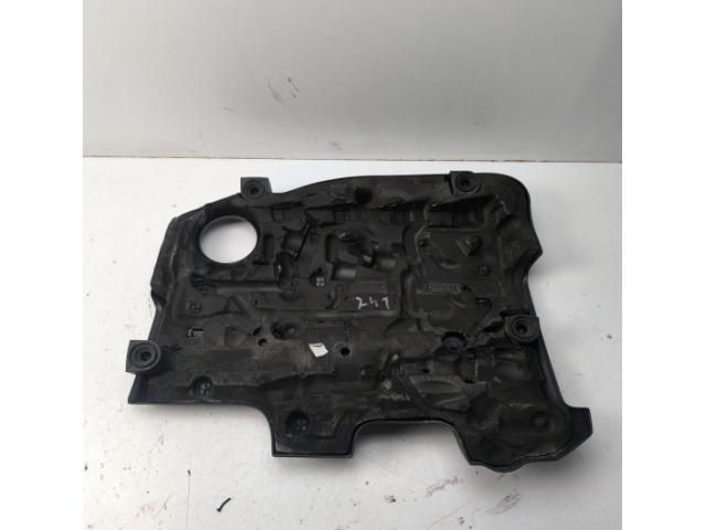 bontott VW PASSAT B7 Felső Hűtőburkolat