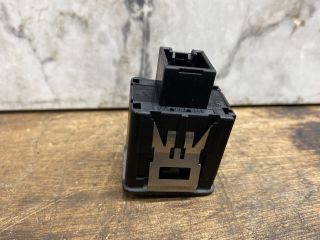 bontott VW PASSAT B7 Fényszórómagasság Állító Kapcsoló