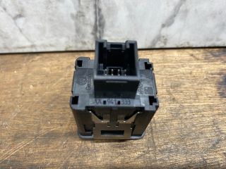 bontott VW PASSAT B7 Fényszórómagasság Állító Kapcsoló