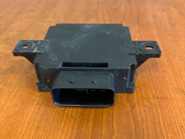 bontott VW PASSAT B7 Feszültségszabályzó