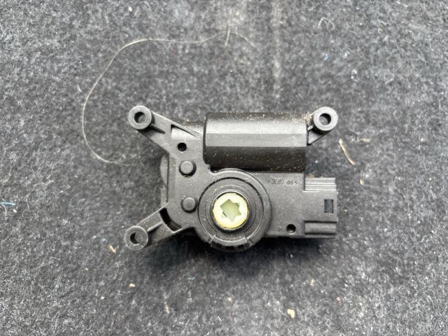 bontott VW PASSAT B7 Fűtés Állító Motor