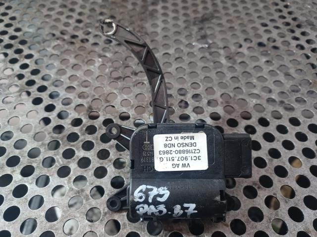 bontott VW PASSAT B7 Fűtés Állító Motor