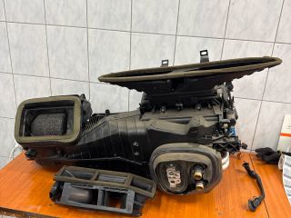 bontott VW PASSAT B7 Fűtés Box