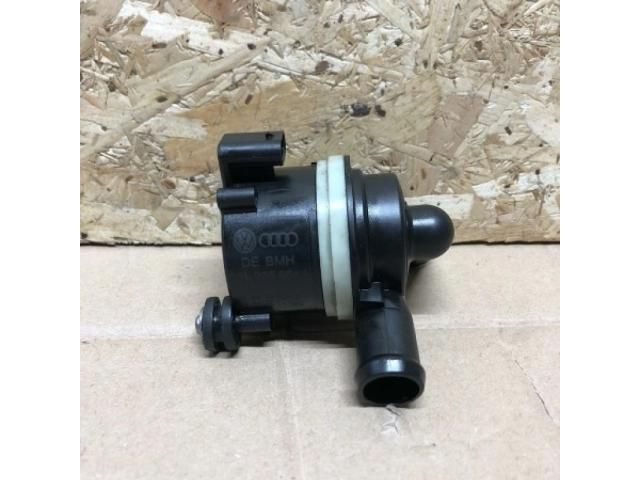 bontott VW PASSAT B7 Fűtéscsap